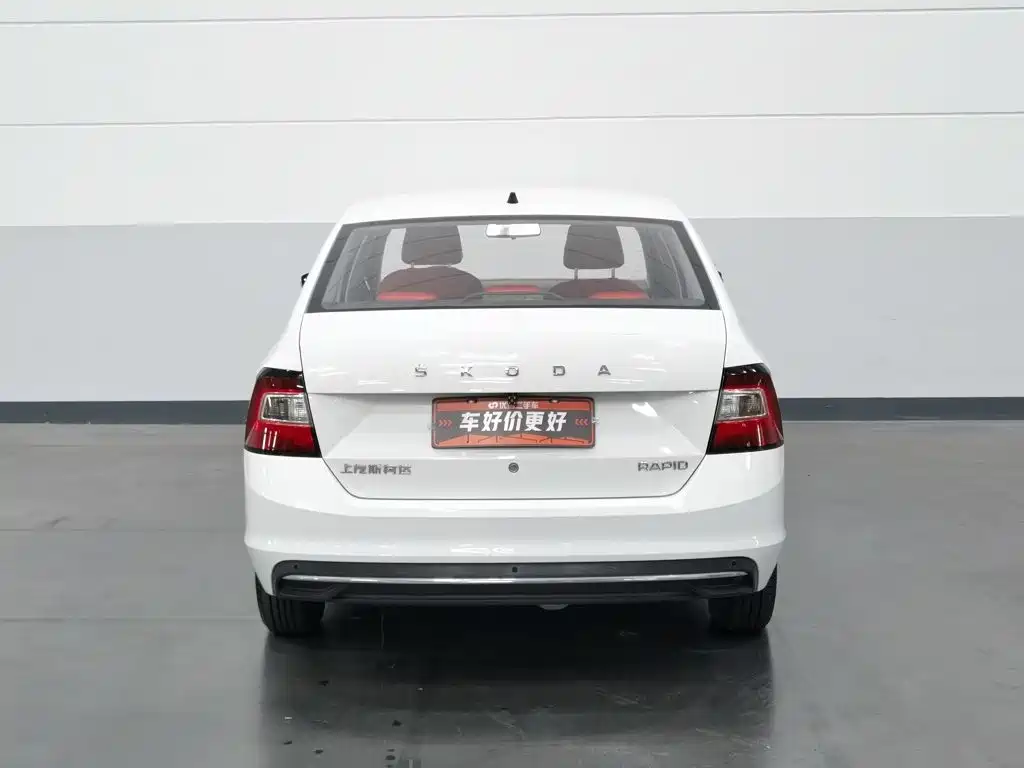 Skoda Rapid — миниатюра 4