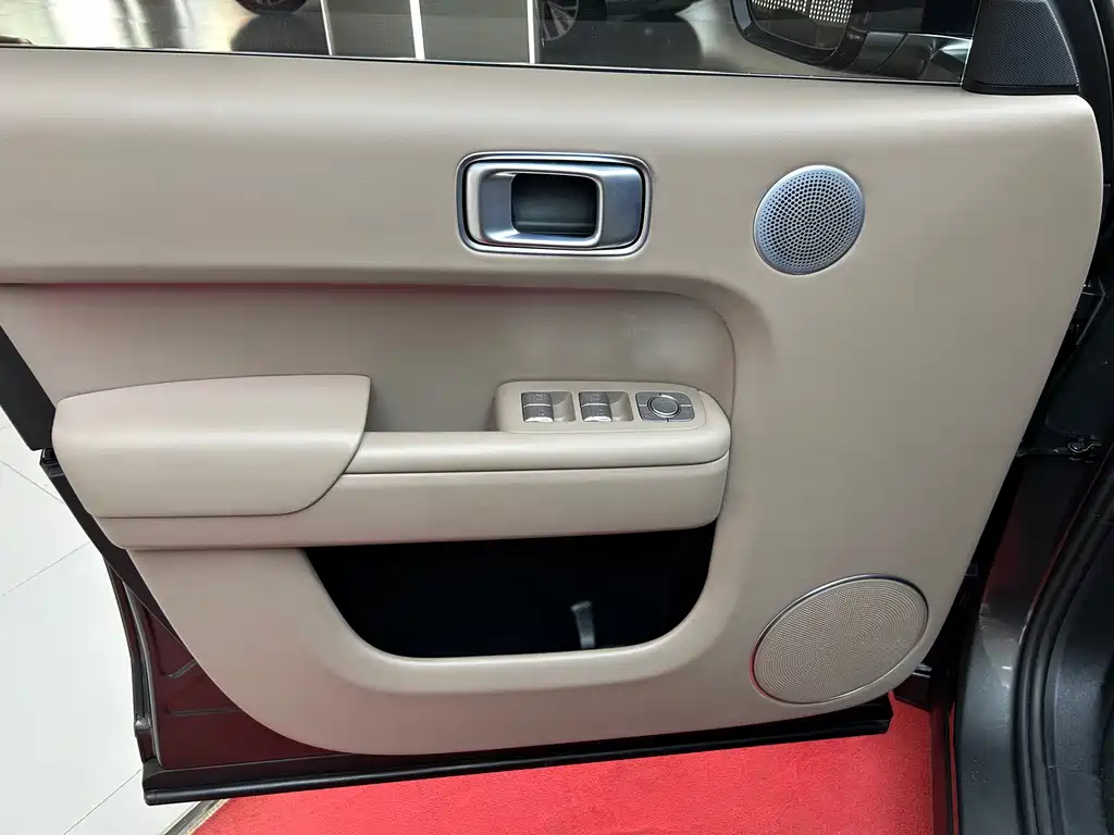 Li Auto Li L8 — миниатюра 12