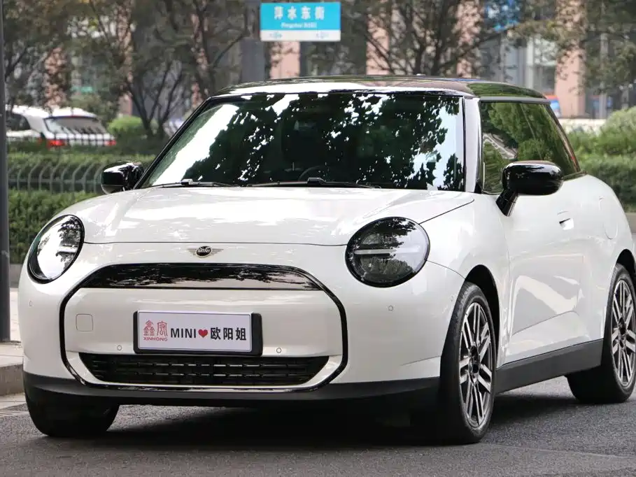MINI MINI COOPER EV — миниатюра 11