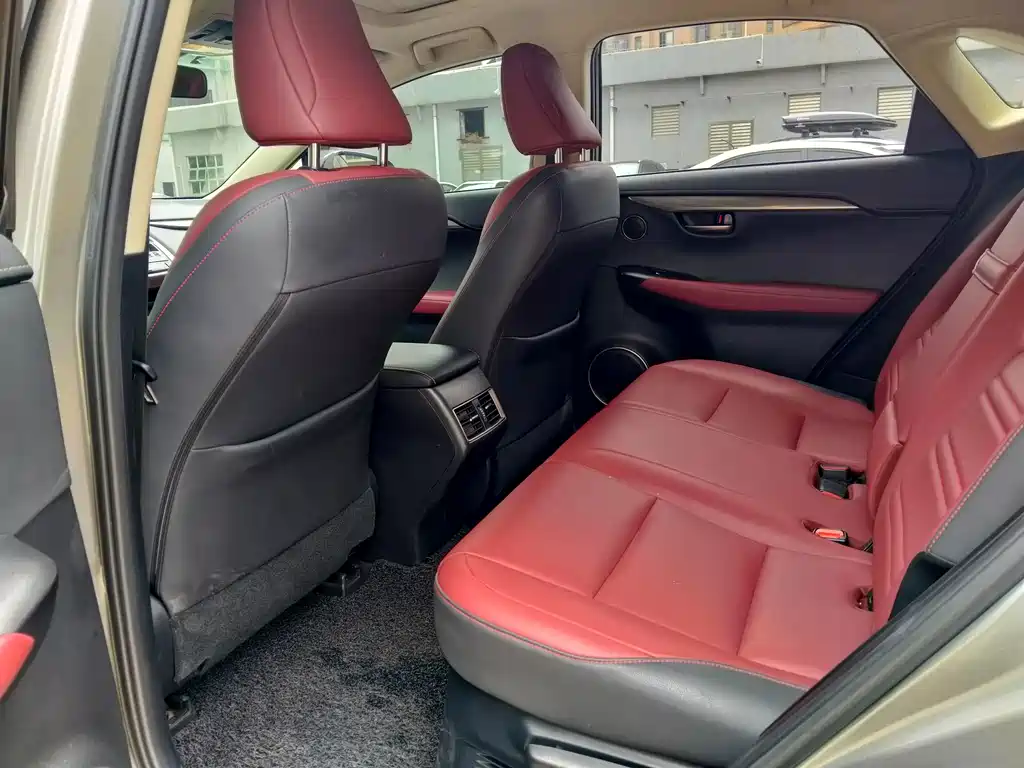 Lexus NX — миниатюра 8