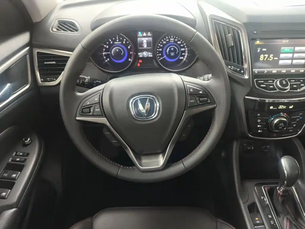 Changan CS75 — миниатюра 11