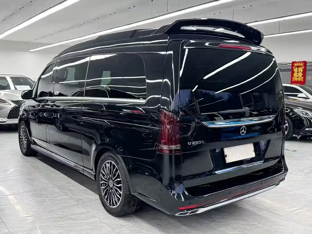 Mercedes-Benz V-Class — миниатюра 4
