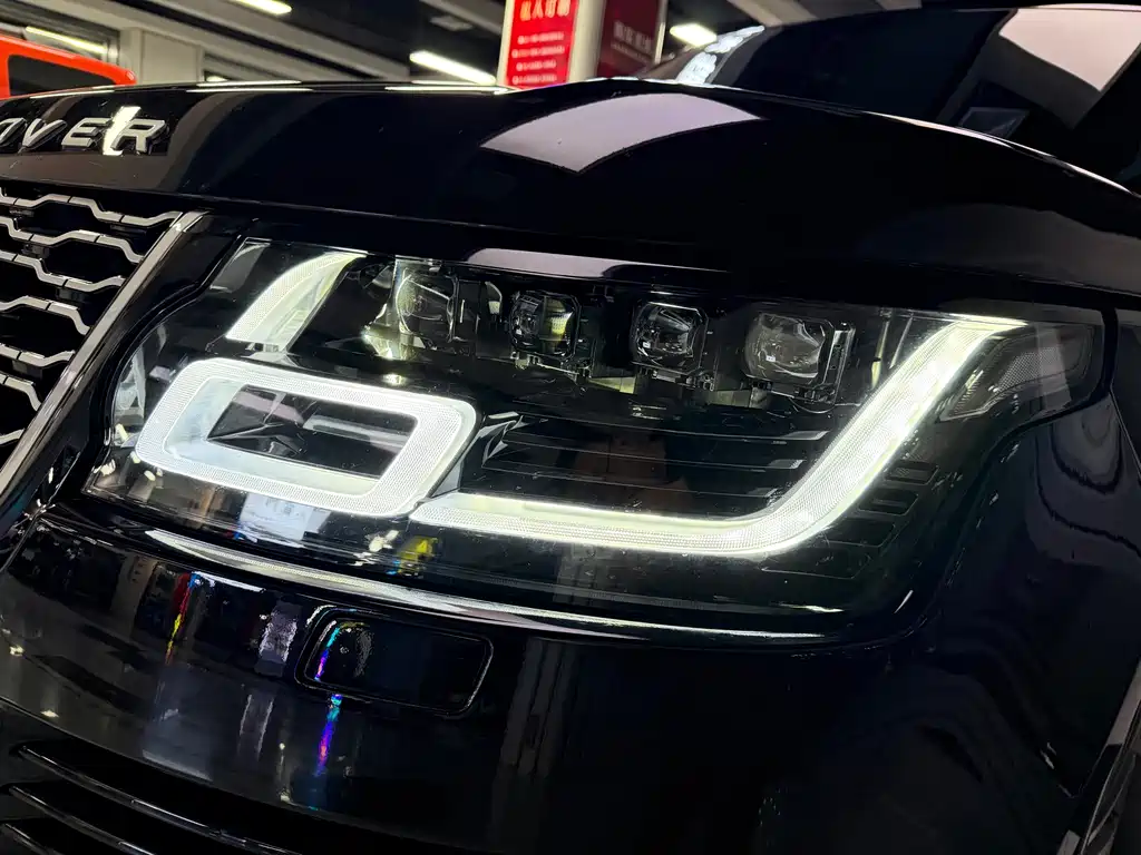 Land Rover Range Rover — миниатюра 16