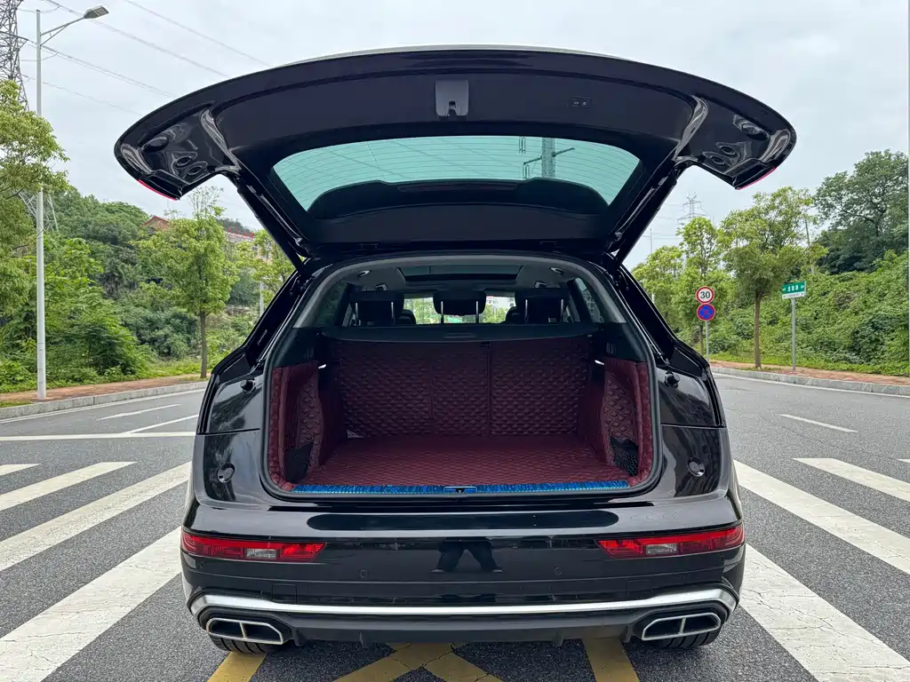 Audi Q5L 2023 45T Luxury