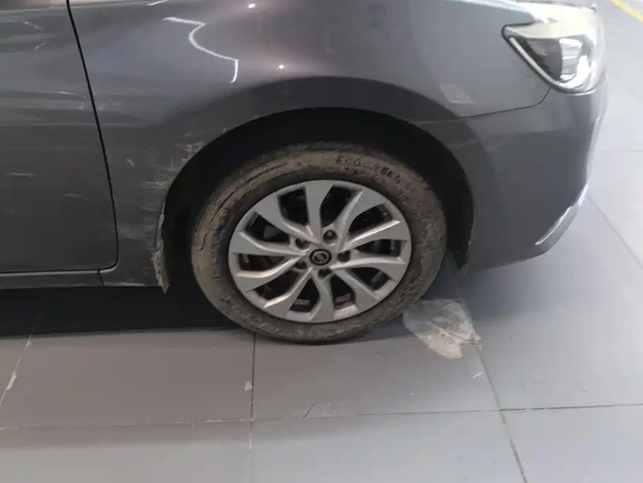 Nissan Sylphy — миниатюра 6