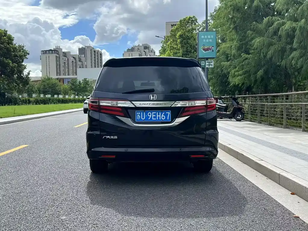 Honda Odyssey — миниатюра 5