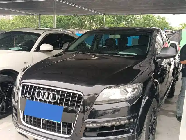 Audi Q7 2015