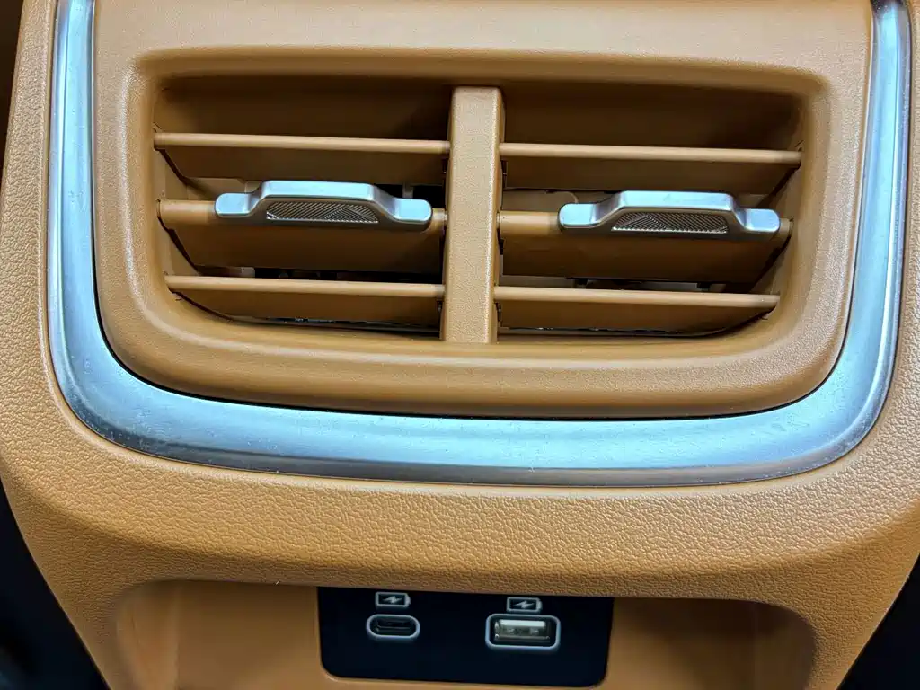 Haval Xiaolong MAX — миниатюра 8