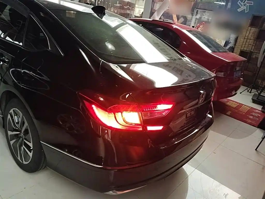 Honda Accord 2018 2.0L VI