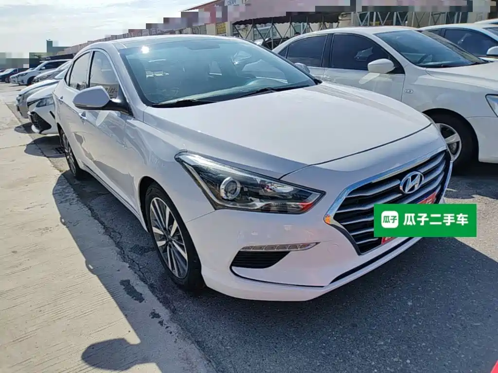 Hyundai Mistra — миниатюра 4