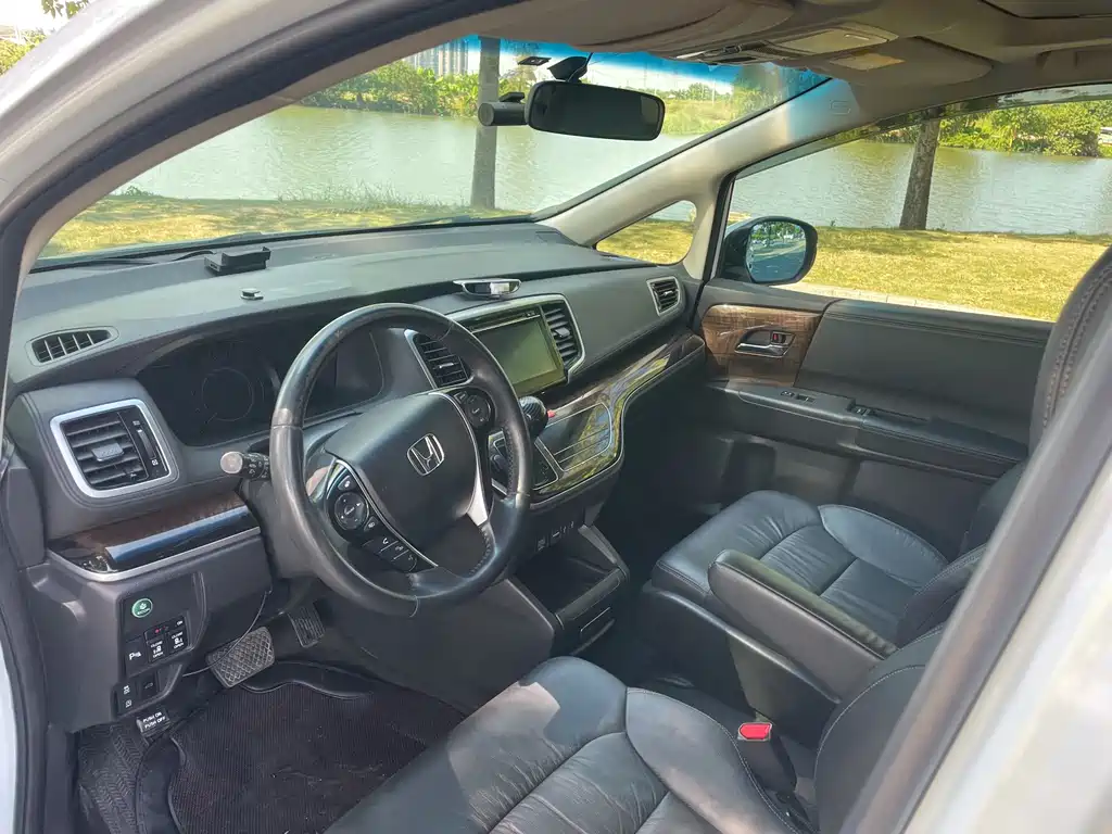 Honda Odyssey — миниатюра 13