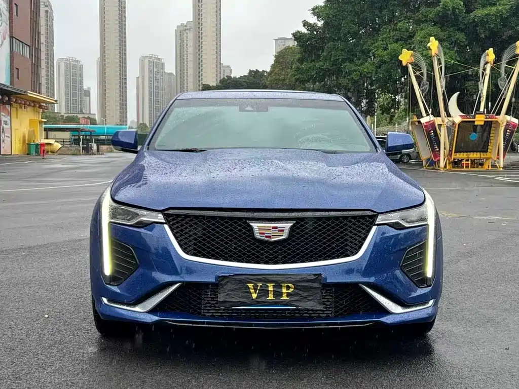 Cadillac CT4 2021 28T