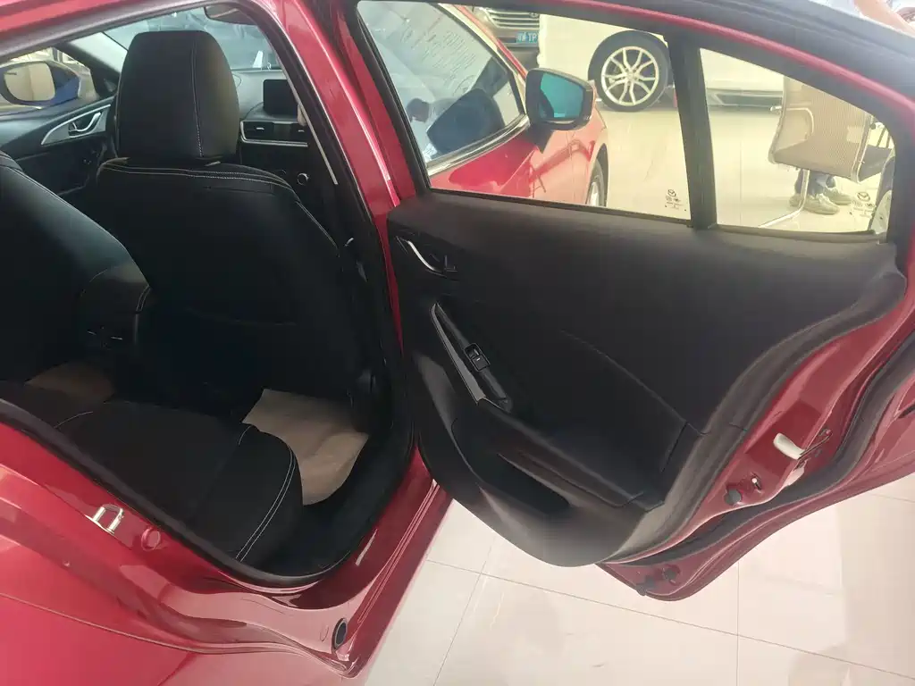 Mazda 3 Axela — миниатюра 9