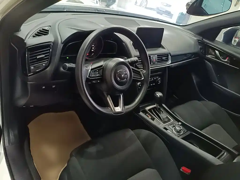Mazda CX-4 — миниатюра 10