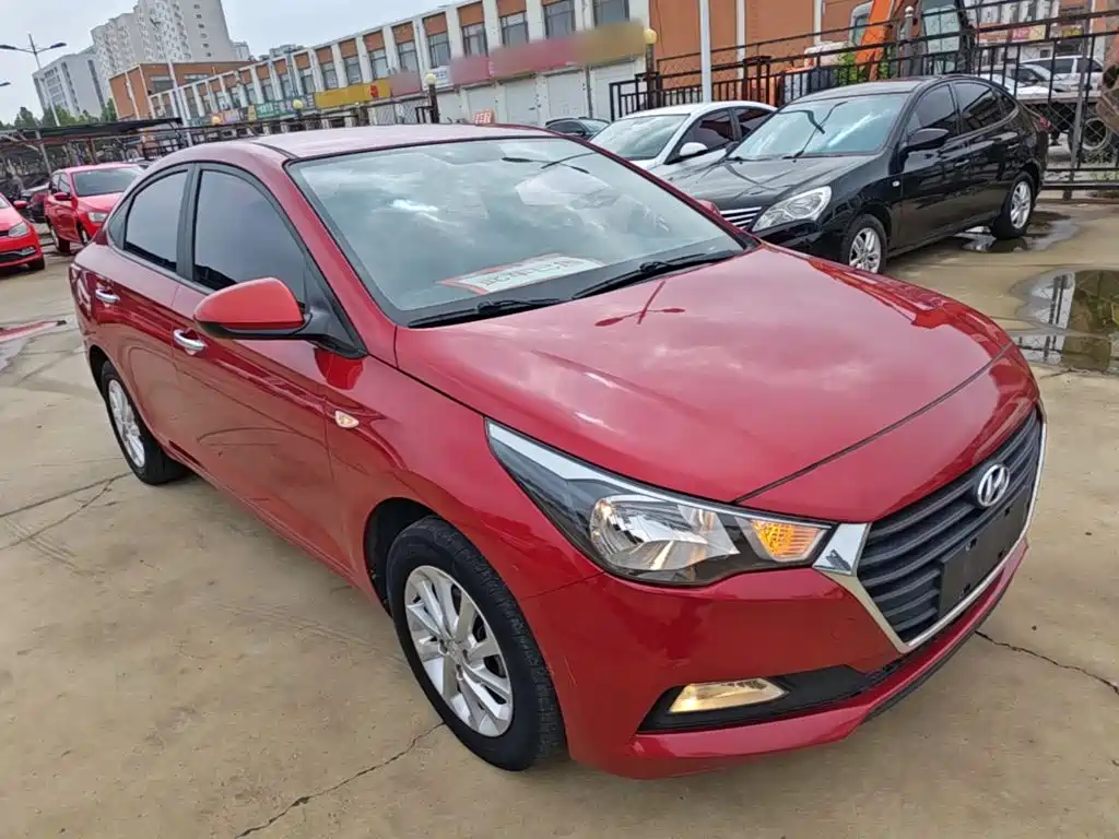 Hyundai Verna — миниатюра 4