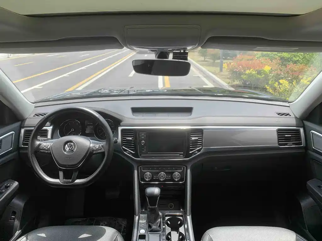 Volkswagen Teramont - фото 4