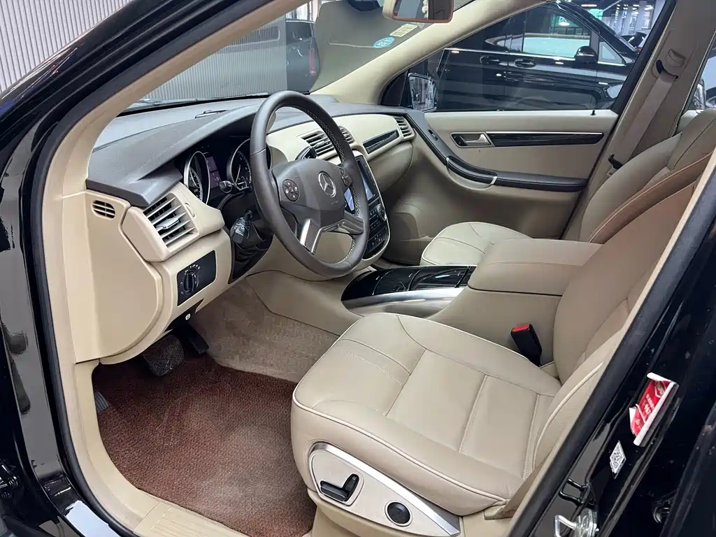 Mercedes-Benz R-Class — миниатюра 12