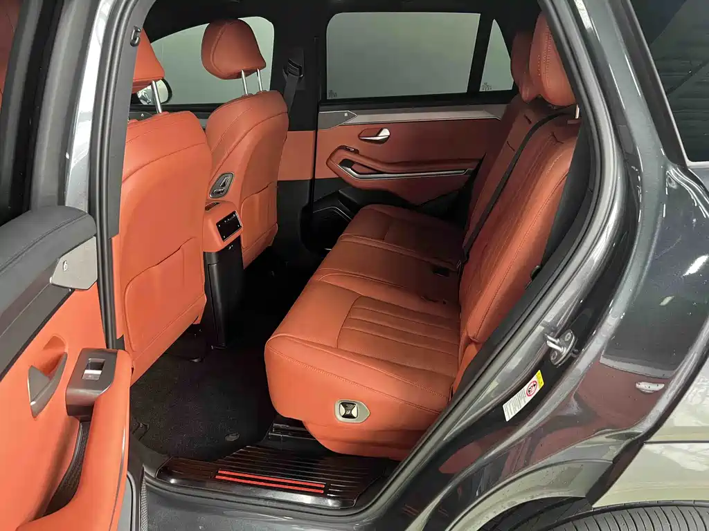 BYD Tang L — миниатюра 8