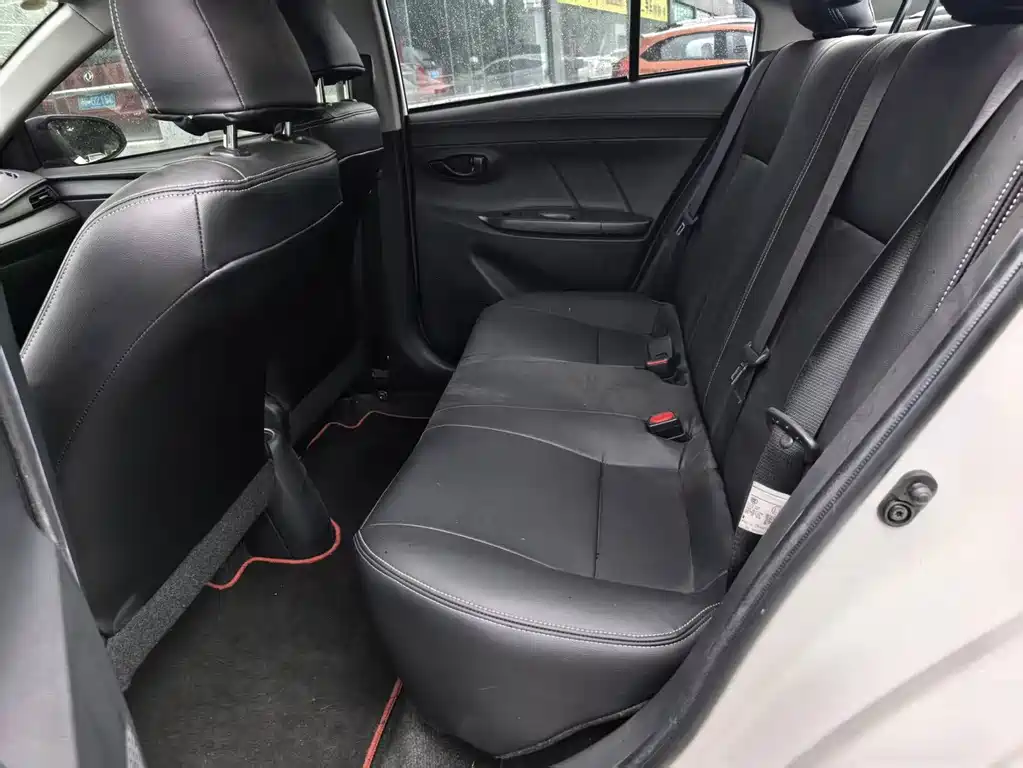 Toyota Vios — миниатюра 5