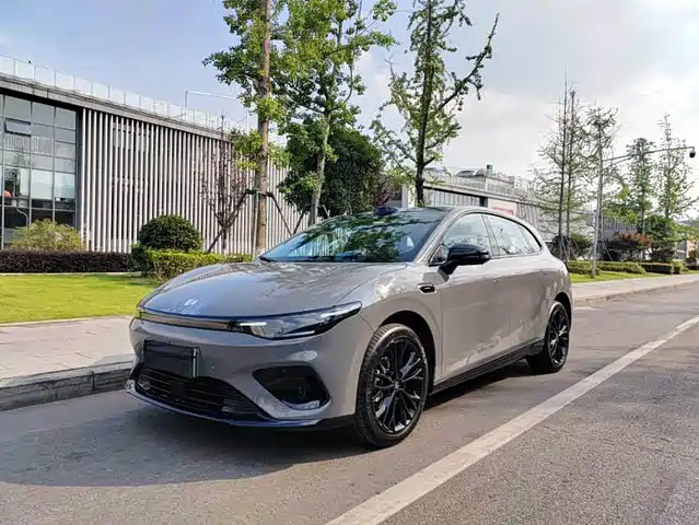 2025 Leapmotor