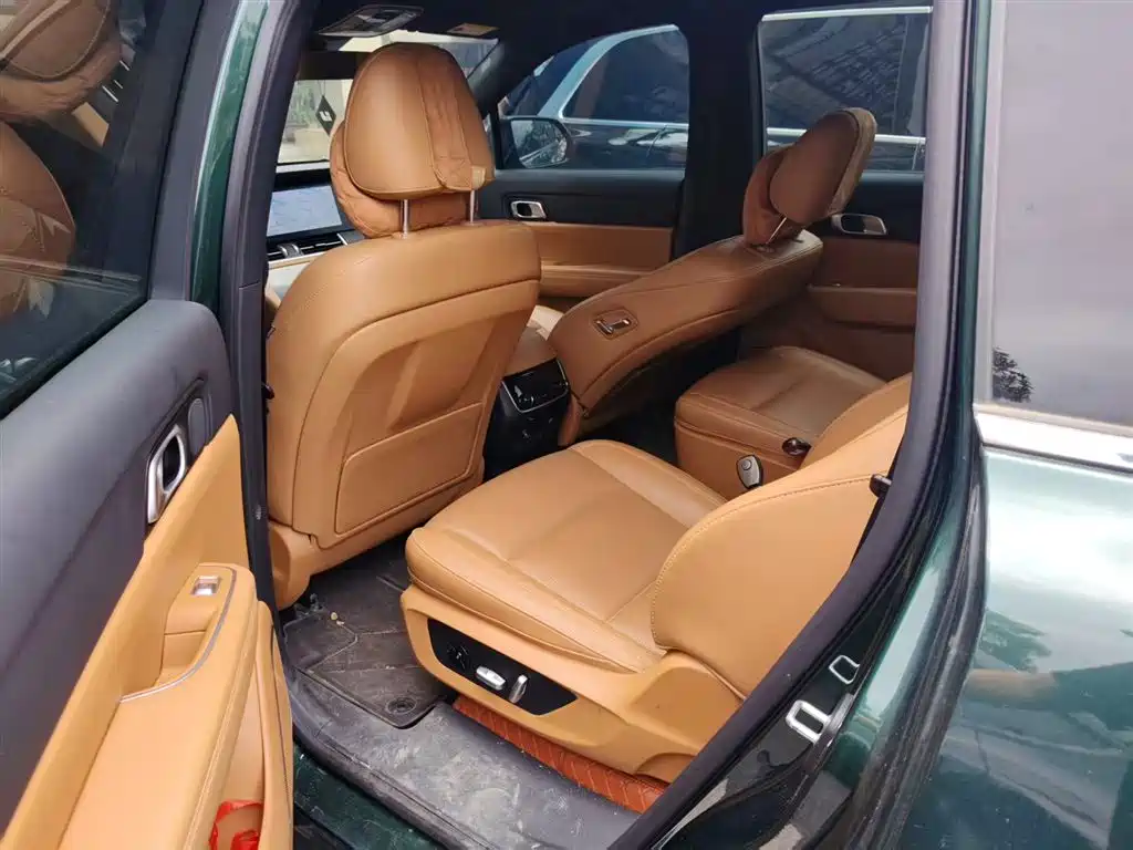 Li Auto ONE 2021 6 мест