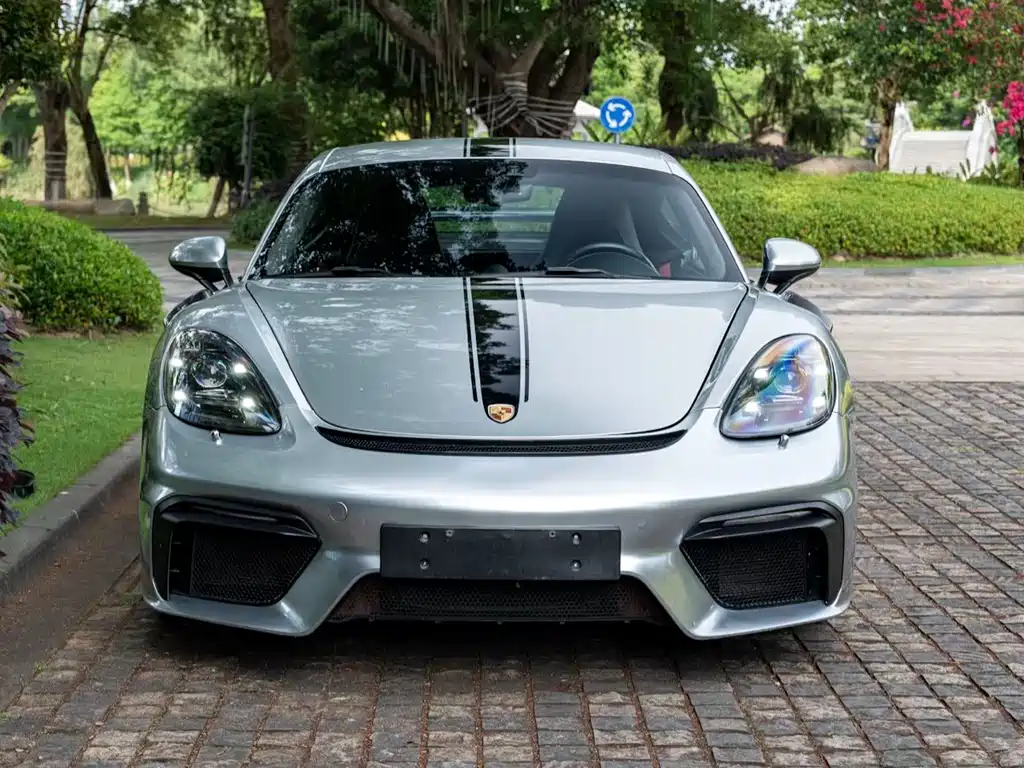 Porsche 718 2018 Cayman 2.0T