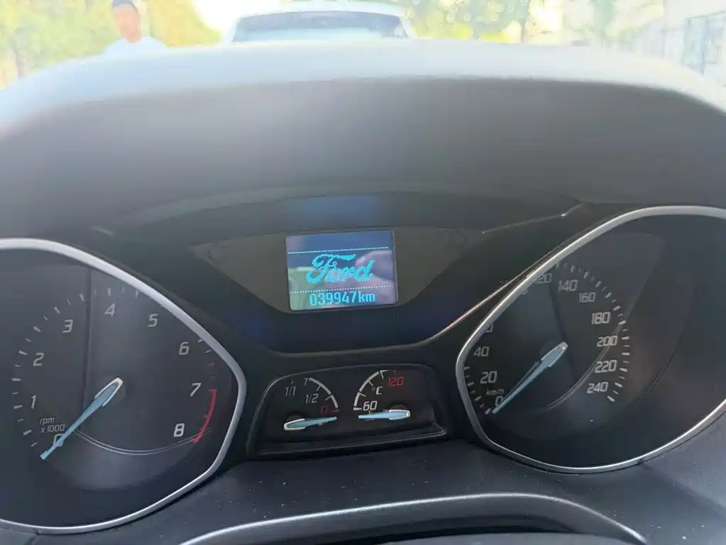 Ford Focus — миниатюра 6