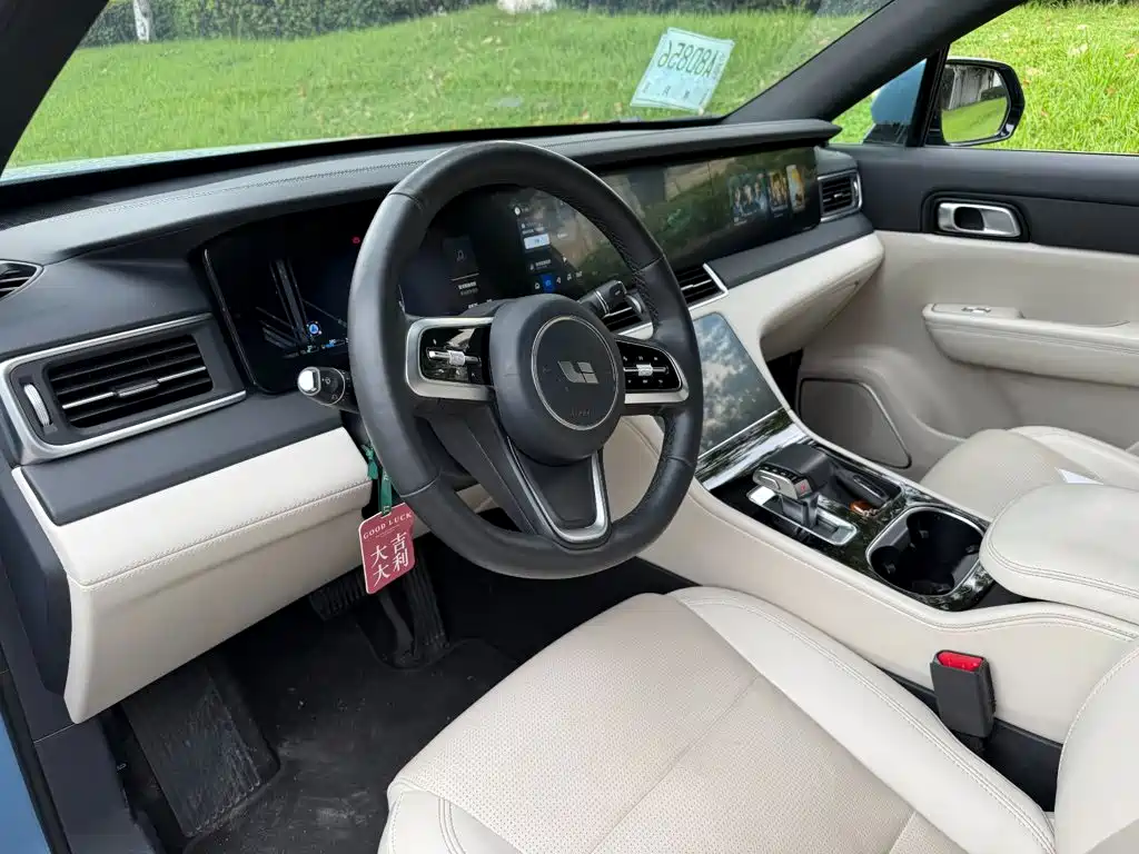 Li Auto Li ONE — миниатюра 7