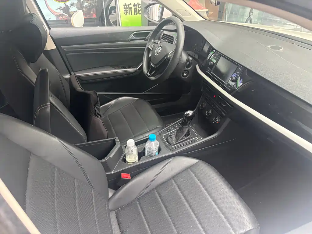 Volkswagen Lavida — миниатюра 5