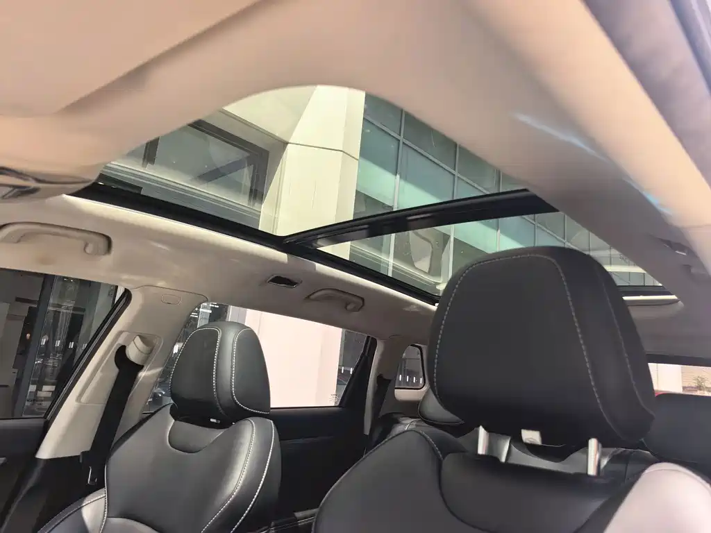 Geely Boyue — миниатюра 25