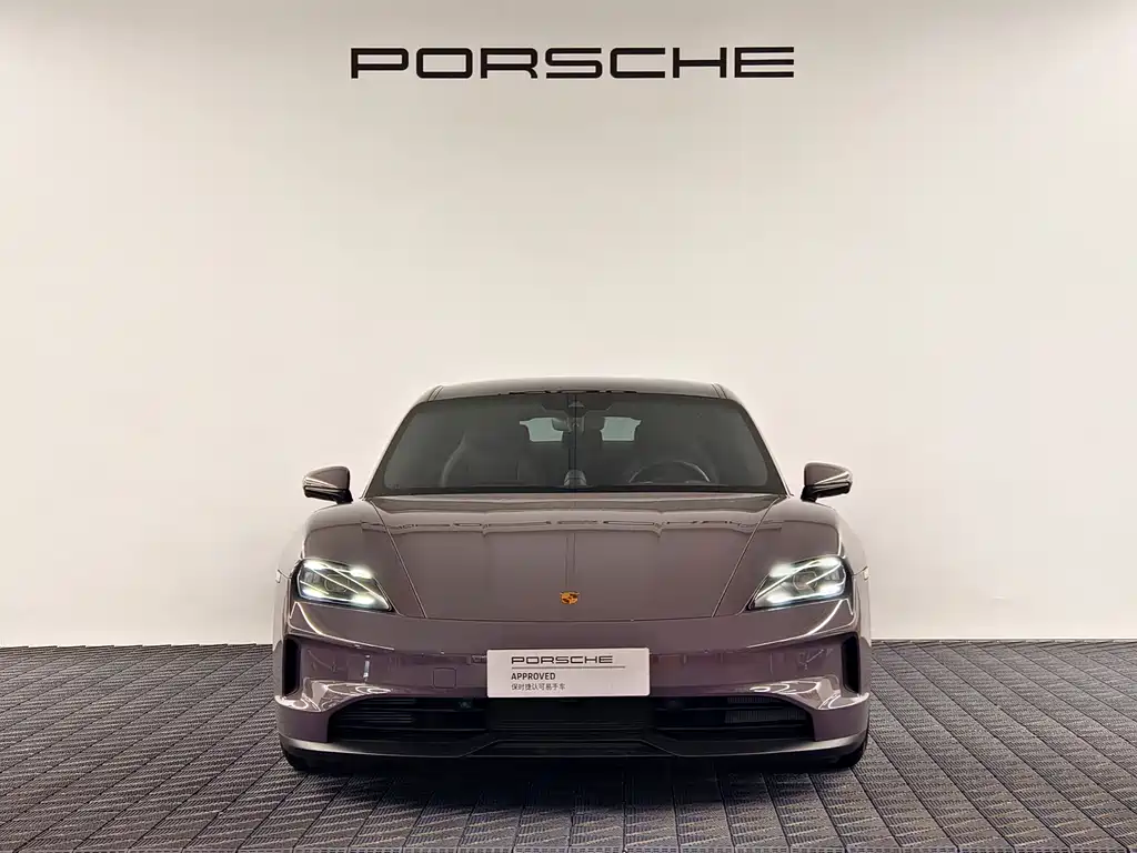 Porsche Taycan — миниатюра 2