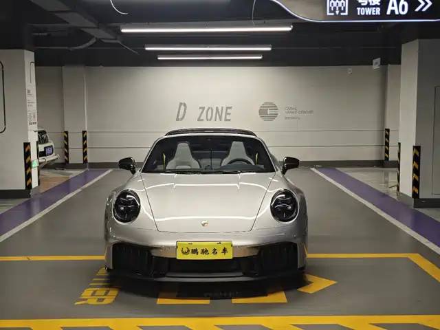 Porsche 911 2026 Targa 4 GTS 3.6 T — фото 1