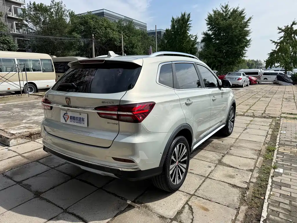 Roewe RX5 New Energy — миниатюра 4