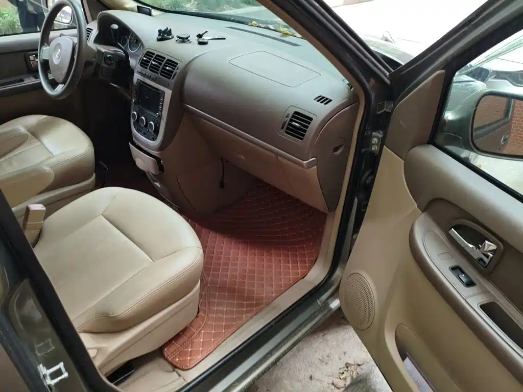 Buick GL8 — миниатюра 18