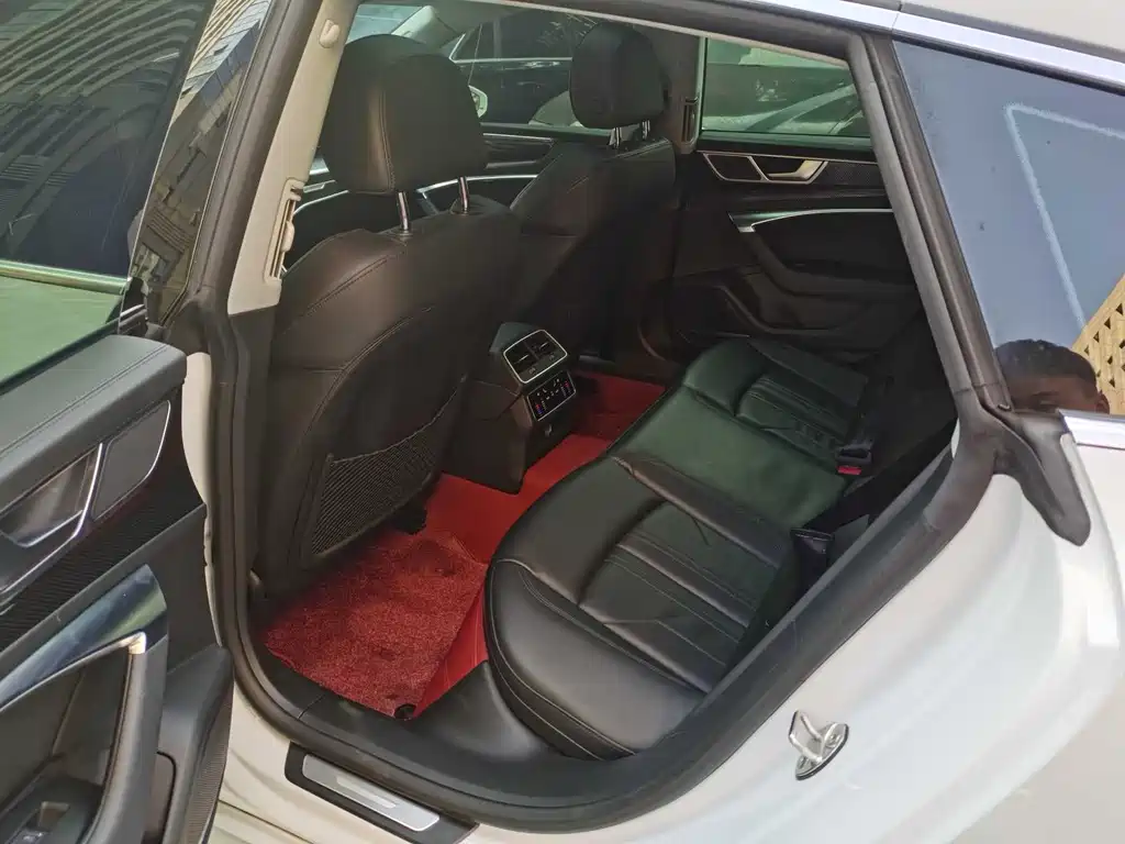 Audi A7 — миниатюра 12