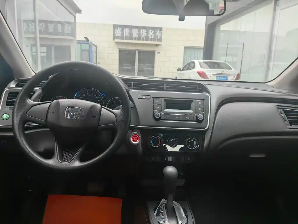 Honda City — миниатюра 8