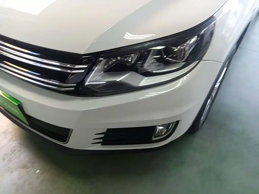 Volkswagen Tiguan — миниатюра 24