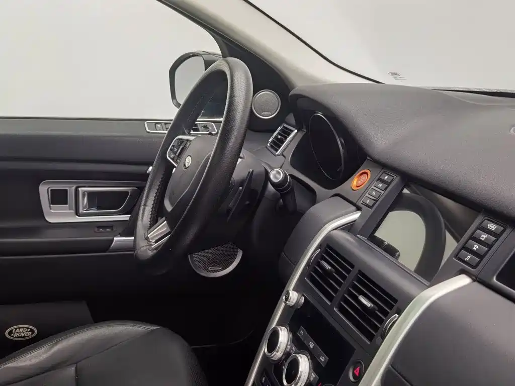 Land Rover Discovery Sport — миниатюра 22