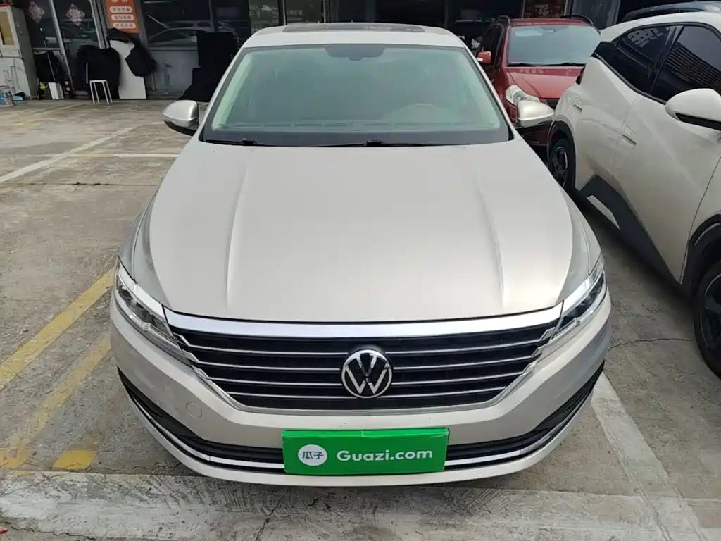Volkswagen Lavida — миниатюра 3