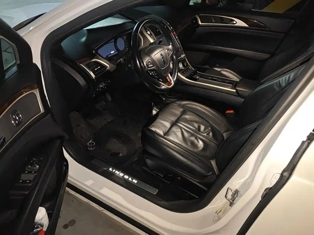 Lincoln MKZ — миниатюра 17