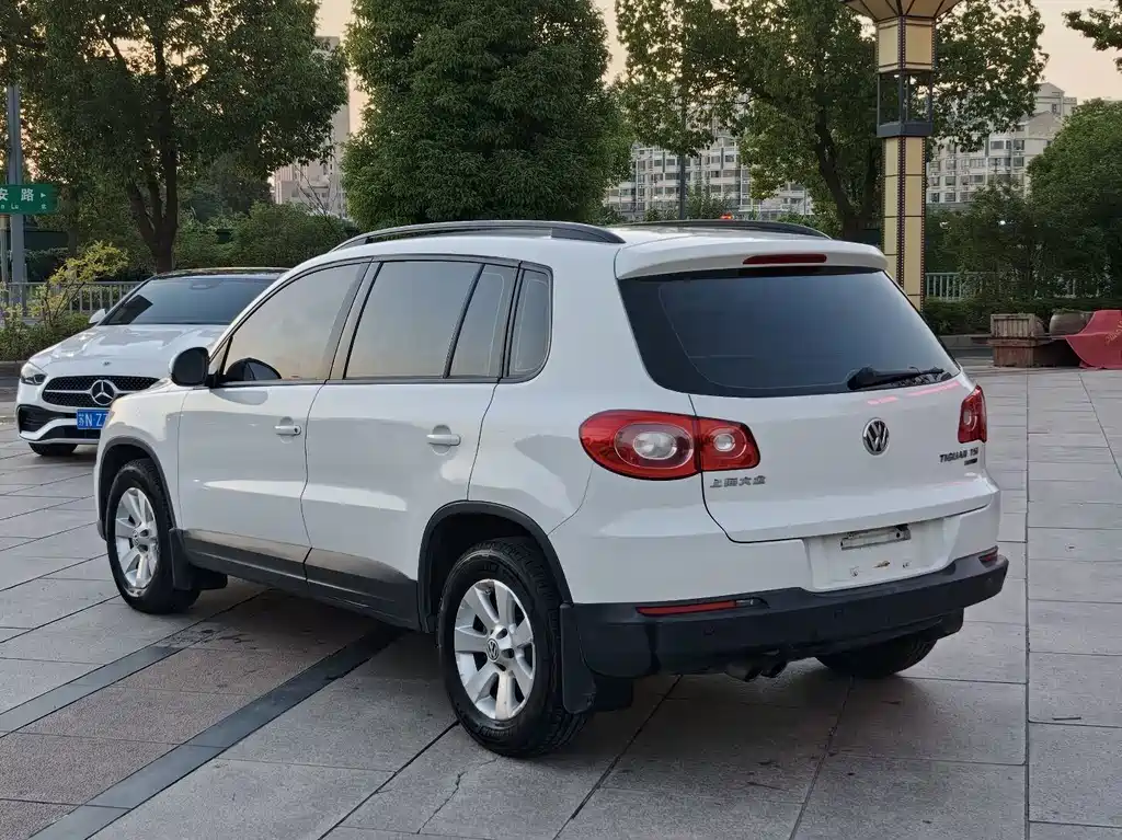 Volkswagen Tiguan — миниатюра 6