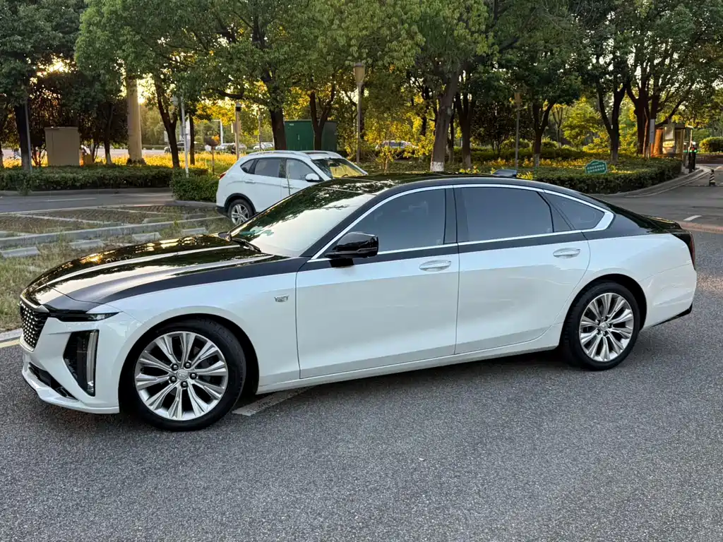 Cadillac CT6 — миниатюра 3
