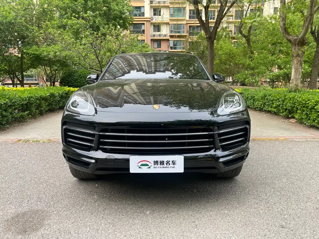 Porsche Cayenne 2022