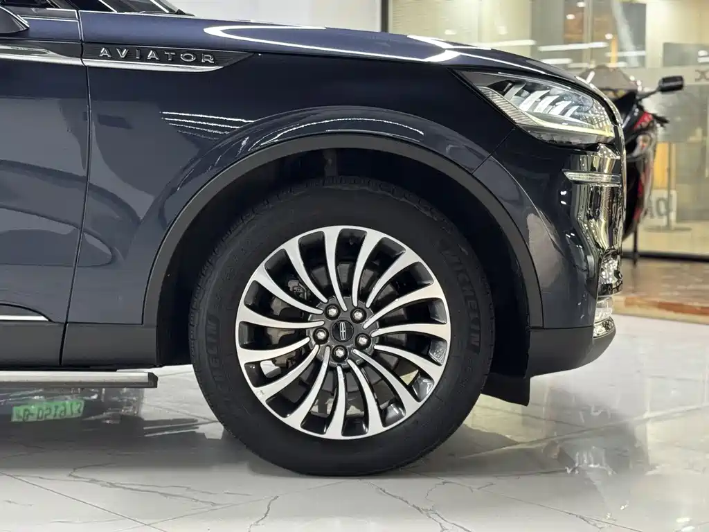 Lincoln Aviator 2022 3.0T V6