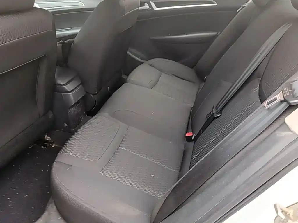 Peugeot 308 — миниатюра 17