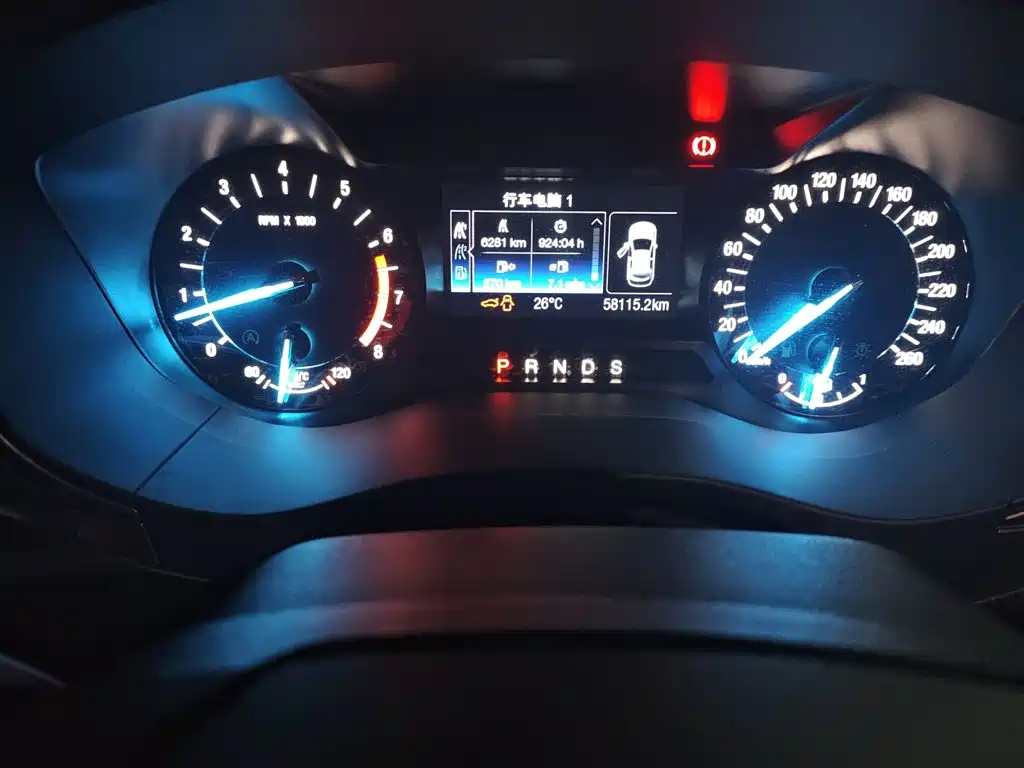 Ford Mondeo — миниатюра 5