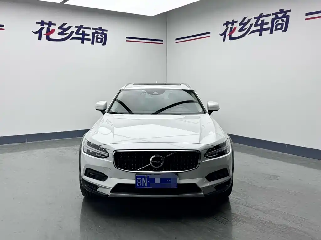 Volvo V90