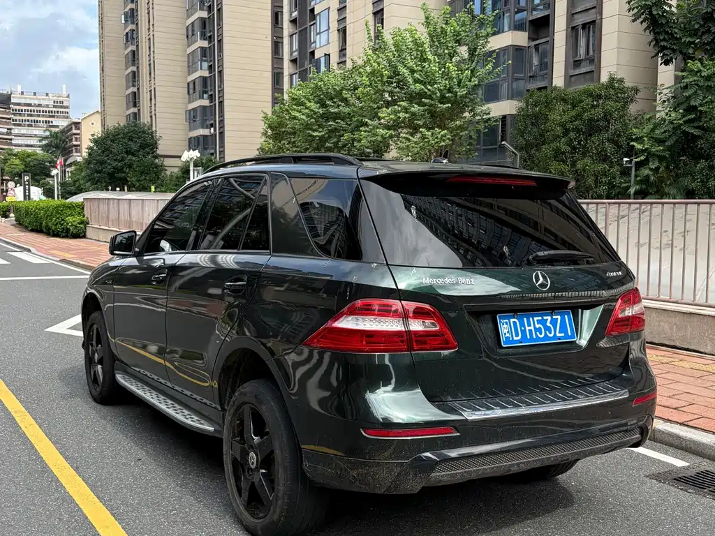 Mercedes-Benz M-Class — миниатюра 6