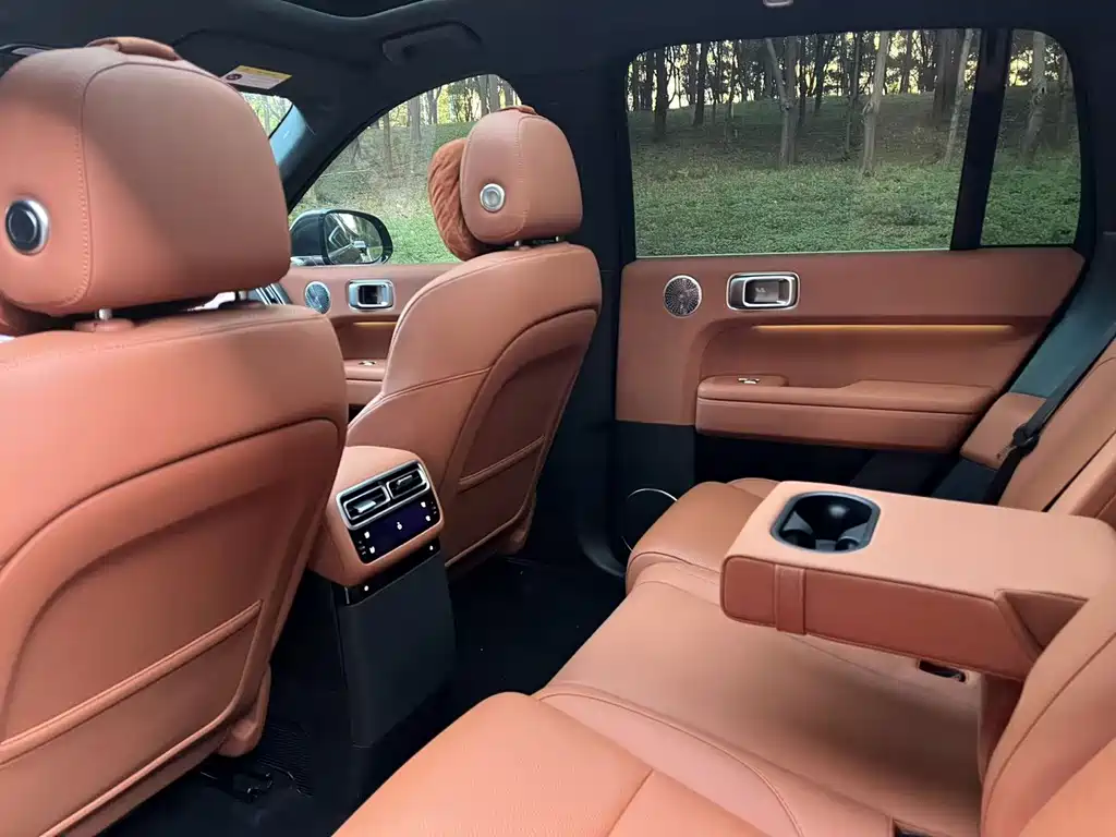 Li Auto Li L6 — миниатюра 11