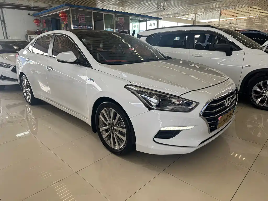 Hyundai Mistra — миниатюра 3